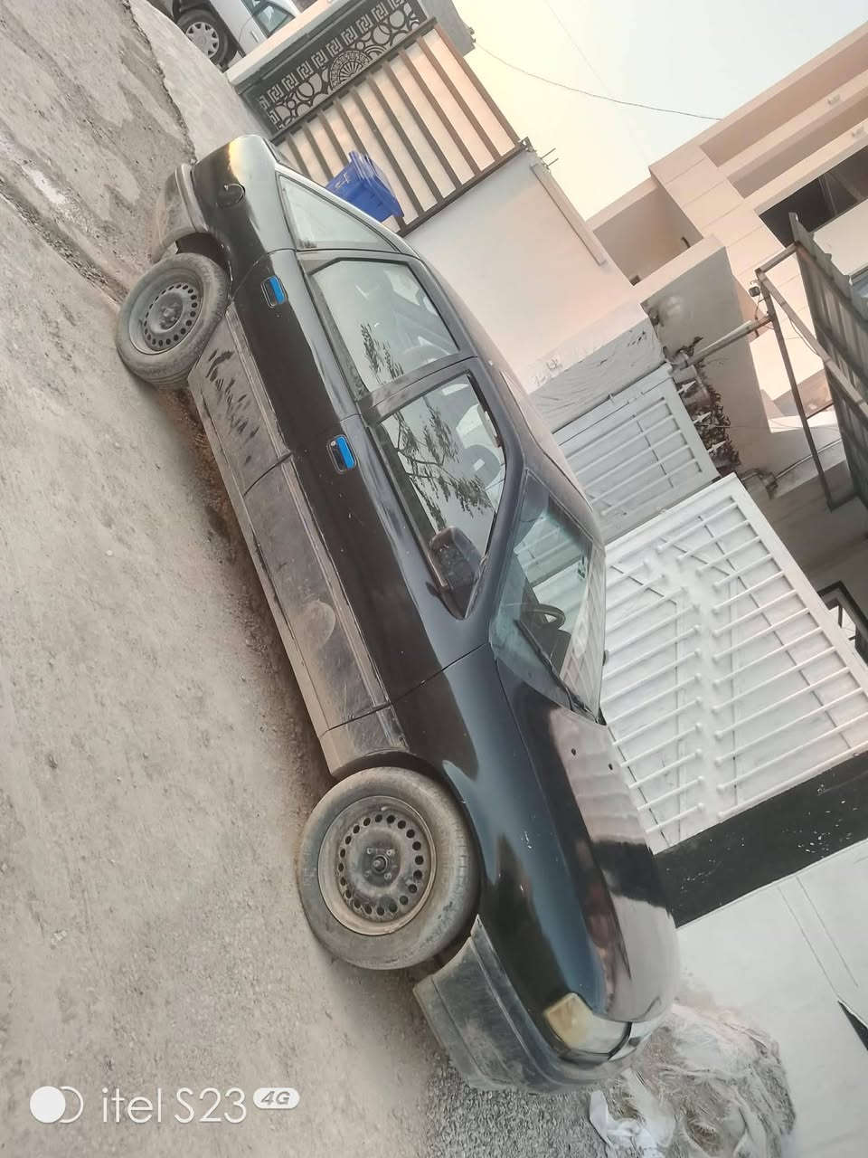 سلام عليكم للبيع موديل 91
سنويه الماني بس منتهي 21
مكاني كركوك فيلق سعر 30 بي مجال 
***********
