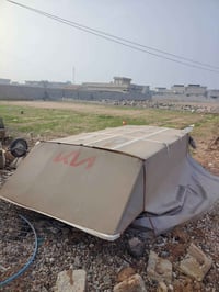 يوجد هنكلاين هذا الصوره مالته كامل مع الجادر للبيع السعر ٣٠٠ و بي مجال...