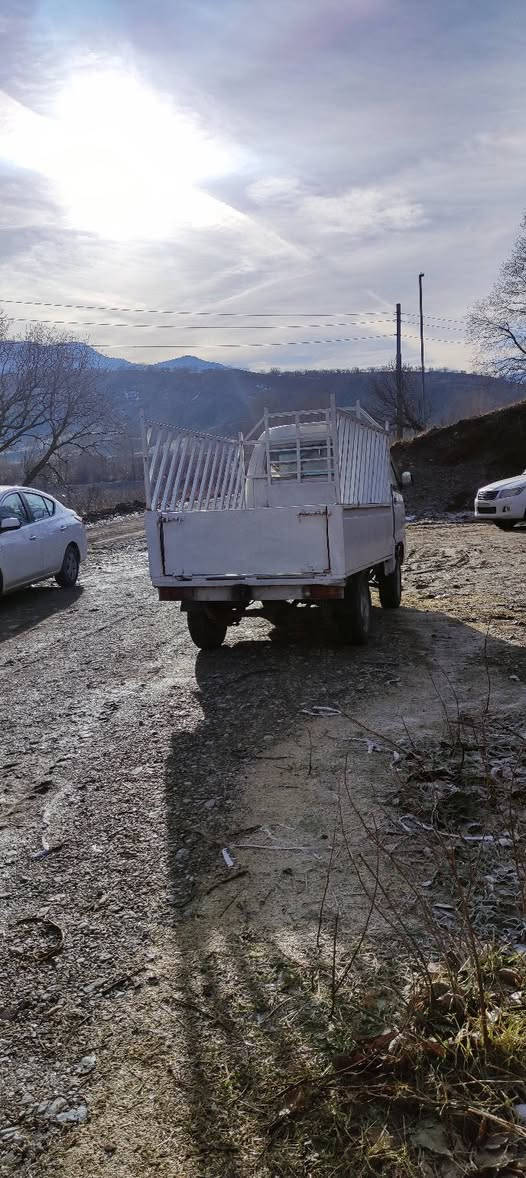 فاو ٢٠٠٧ فرۆشتنی خێرا 
ژ.ت ***********
 گێڕ و مەکینە بەشەرتی فیتەر 
کارەبایی مەجبووت 
بەنزین زۆر کەم دەخوات هەتا بڵێی بە هەڵمەتە أربيل, العراق
