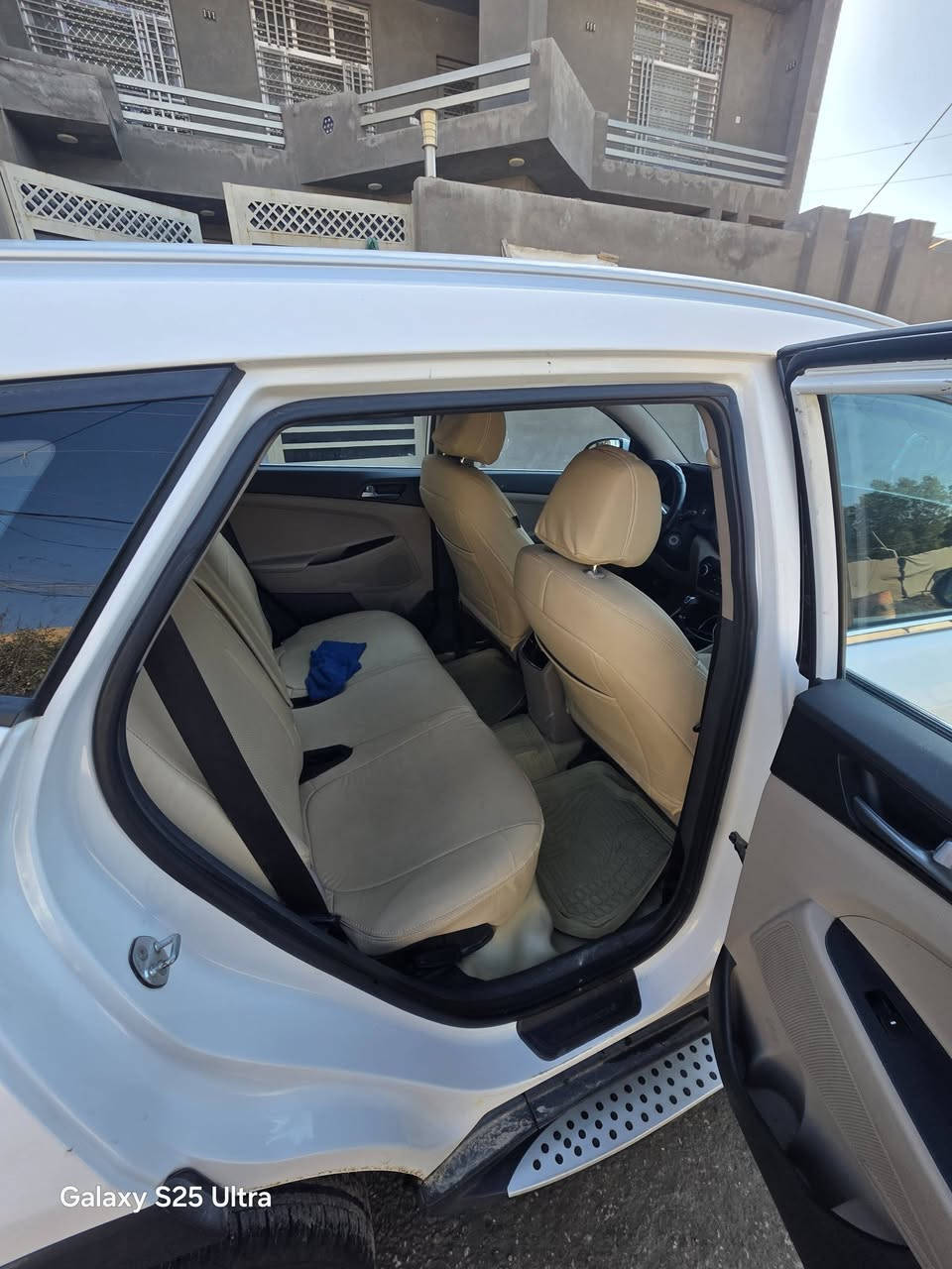 السلام عليكم
توسان خليجي للبيع موديل ٢٠١٦ السياره نضيفه جدا 
السياره ماشيه ١٤٥ حقيقي
للاستفسار الاتصال علي الرقم
***********
