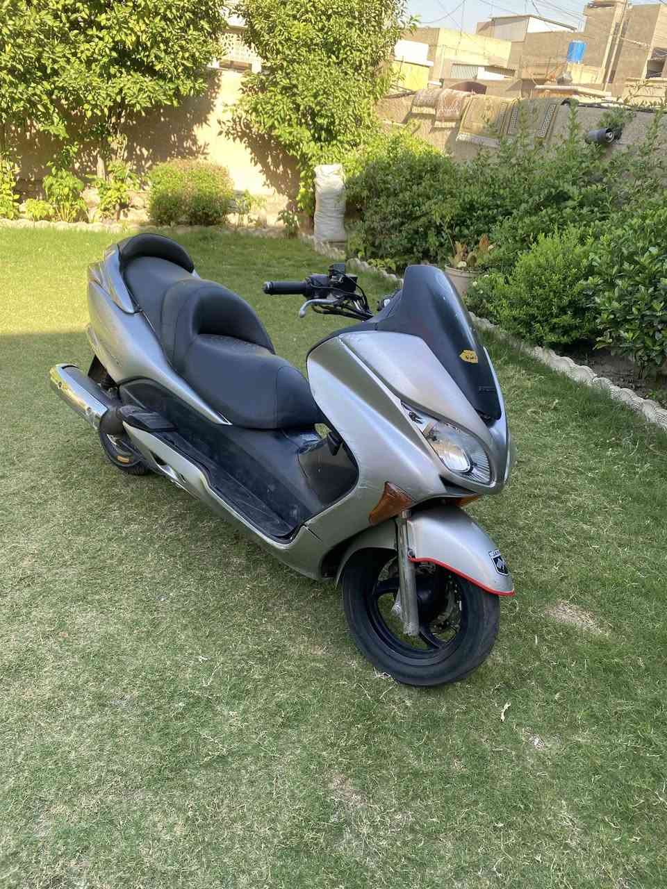 فورزه 09   مكينه مكفوله  الدراجه خير من الله مسجل  *********** جاهزه من كلشي السعر مليون و ١٠٠ بيهة مجال مكاني بغداد
