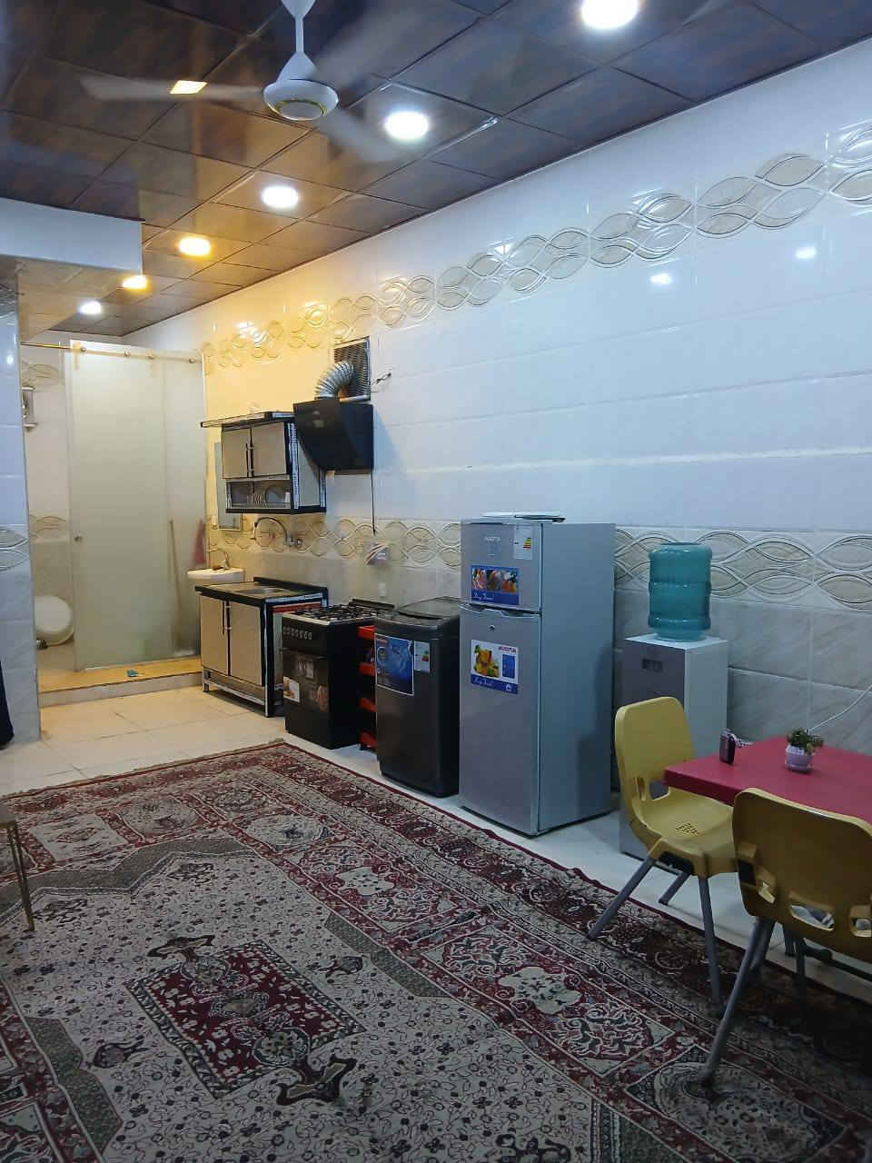 دورة شارع ستين قرب مطعم الريان
طابق ثاني 
اجارها 600 الف
‏‪***********‬‏
