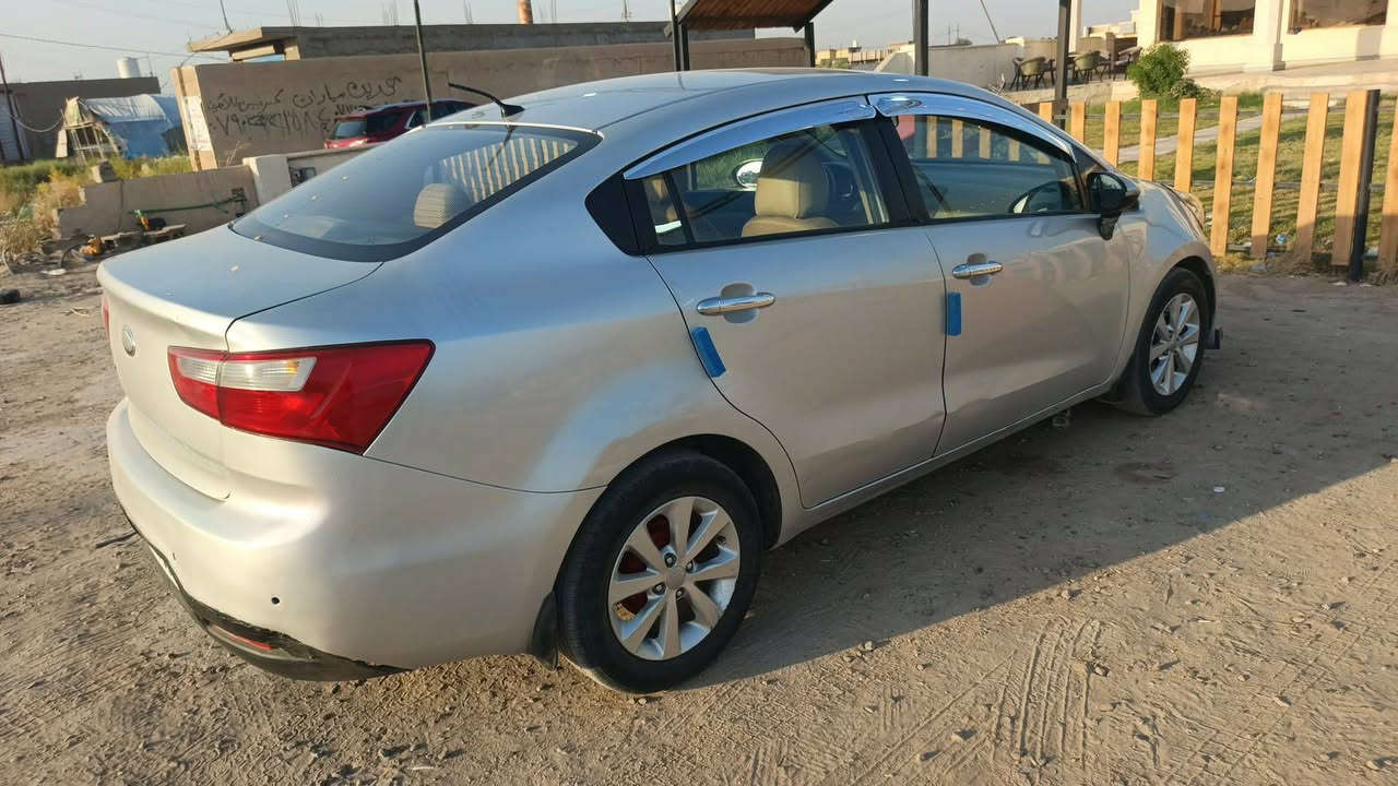 سلام عليكم موديل ٢٠١٤
كيا ريو
كير محرك صدر تاير تبريد خير من الله السياره جاهزه ع أخير 
حباية  شاشة تحكمات مري 
لايت عالي ناصي 
١٦٠٠مكينة
سياره بدون صبغ أثر جراد ٥ قطع ابيعلك حزام
مكاني المحمودية
فقط بيع 
الاستفسار ***********
السعر٦٨
