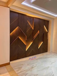 ديكورات حسب الطلب • خشب ورفوف • ديكورات جدران