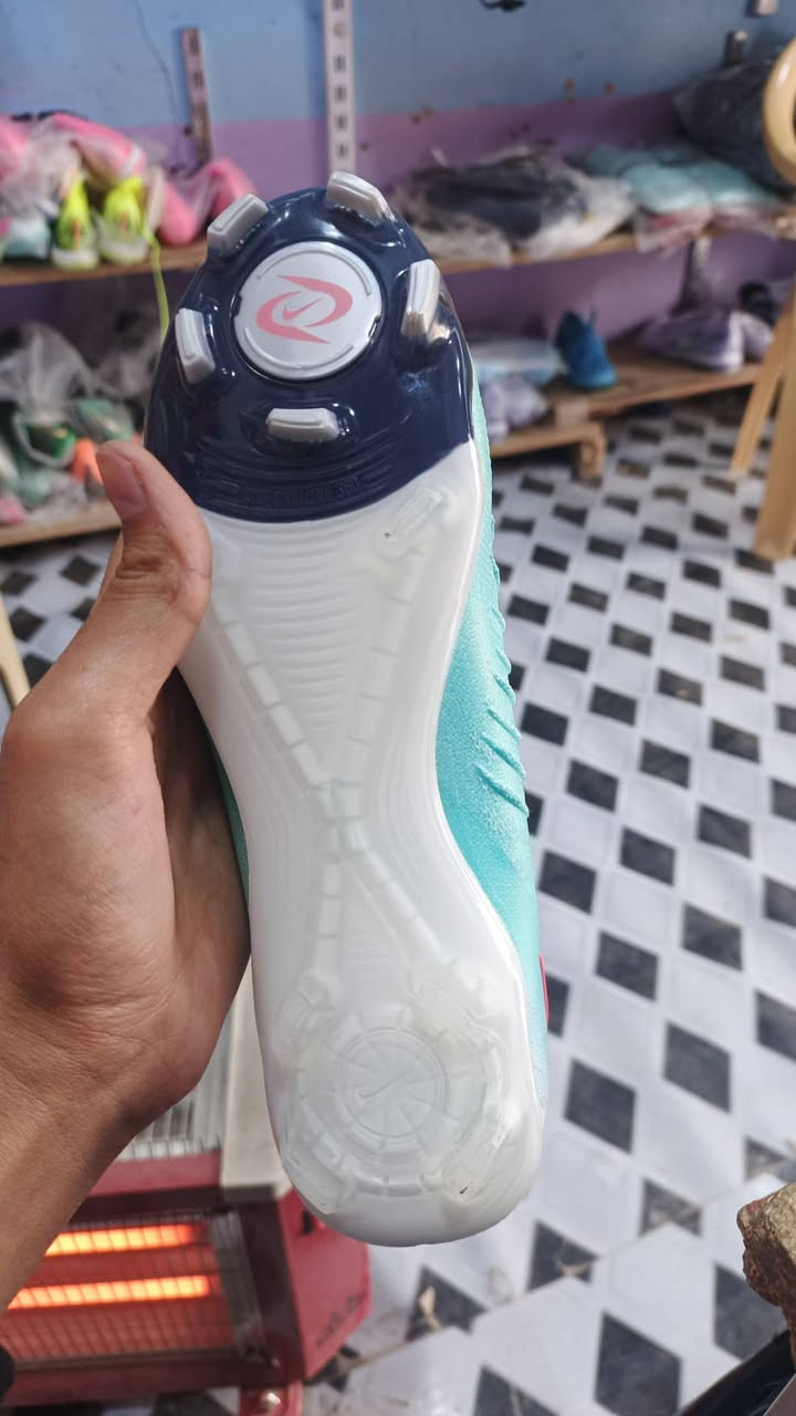 ماحد ينطيك هيج حذاء اصلي بشرط تفحص كدام مندوب بس 35توصيل مجاني


**إذا كنت صاحب هذا الإعلان وتريد حذفه لأي سبب، رجاءا أرسل رسالة إلى الدعم الفني**