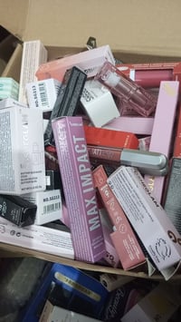 شنطة مكياج • شيكلام • ٣٠قطعة