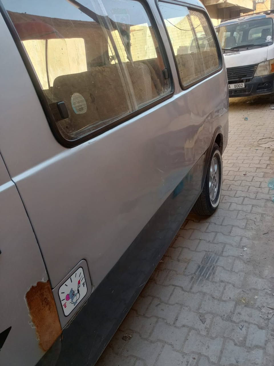 السلام عليكم منغولي البيع بسمي سنويه 27 مكينه وكير واكسل مكفولات شواصي 4 مكفولات كهربائيات عامه شغاله مصبوغه صبق عام السعر (100) وبيه مجال مكلف بنشر هذا رقم راعيه اتصل وتدلل (***********) مكان سياره البصرة شط العرب
