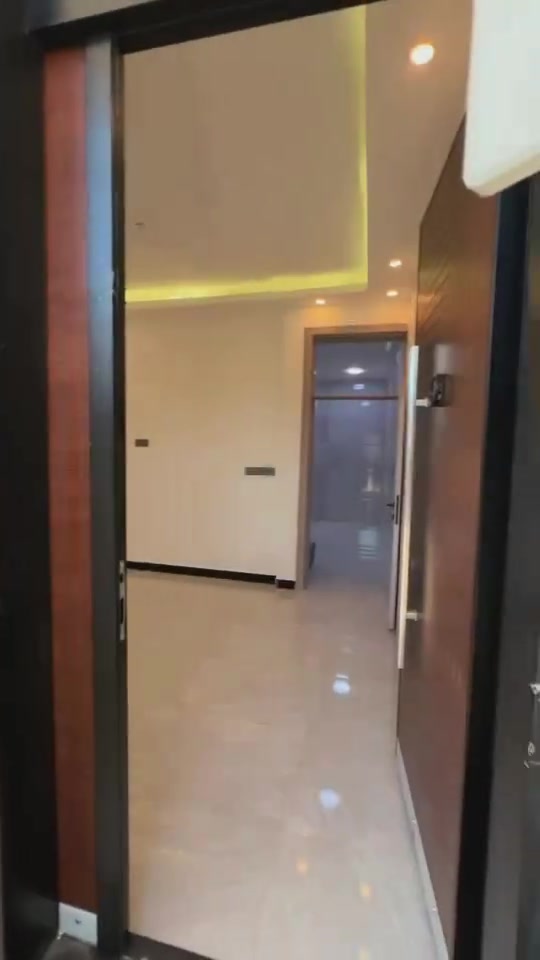 ✨السلام عليكم
🏠#للبيع_بيت 50متر واجهيه 5متر نزال 10متر 
🏗️بناء طابقين 

📍العنوان #بغداد_الدور_البوعيثه
⬅️مجمع العيثاوي 

🔹يحتوي البيت على
✅غرف منام 2
✅ستقبال-
✅مطبخ-
✅مجمع صحيات 
🔴 ملاحضه البيت جاهز للسكن ✨ 

🔹نوع العقار طابو زراعي سند 25 اقرار محكمه

🔴السعر جدآ مناسب

⬅️ للاستفسار خاص او الاتصال على الرقم  

☎️***********
