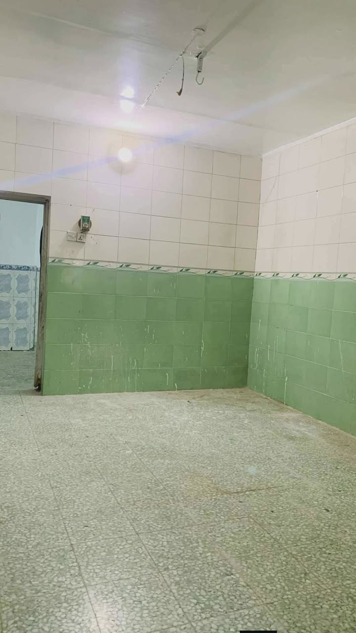 🏠دار للإيجار مساحه ٢٠٠م طابقين نضيف يحتوي على ثلاث غرف نوم وصاله وكليدور ومطبخ ومجمع صحيات وكراج سياره

⁦^⁠_⁠_⁠_⁠_⁠_⁠_⁠_⁠_⁠_⁠^⁩⁦<⁠(⁠￣⁠︶⁠￣⁠)⁠>⁩⁦^⁠_⁠_⁠_⁠_⁠_⁠_⁠_⁠_⁠_⁠^⁩

🌎الموقع مقابيل حي المعلمين قرب مدرسة علي جواد الطاهر 

⁦^⁠_⁠_⁠_⁠_⁠_⁠_⁠_⁠_⁠_⁠^⁩⁦<⁠(⁠￣⁠︶⁠￣⁠)⁠>⁩⁦^⁠_⁠_⁠_⁠_⁠_⁠_⁠_⁠_⁠_⁠^⁩

💰💸قيمه الايجار 300

‭

         ((مكتب عقارات الشمس مقابل المستشفى التركي))                         
                     
           📠 للاستفسار الاتصال او مراسله واتساب فقط

                           ***********📞

                          ***********📞
