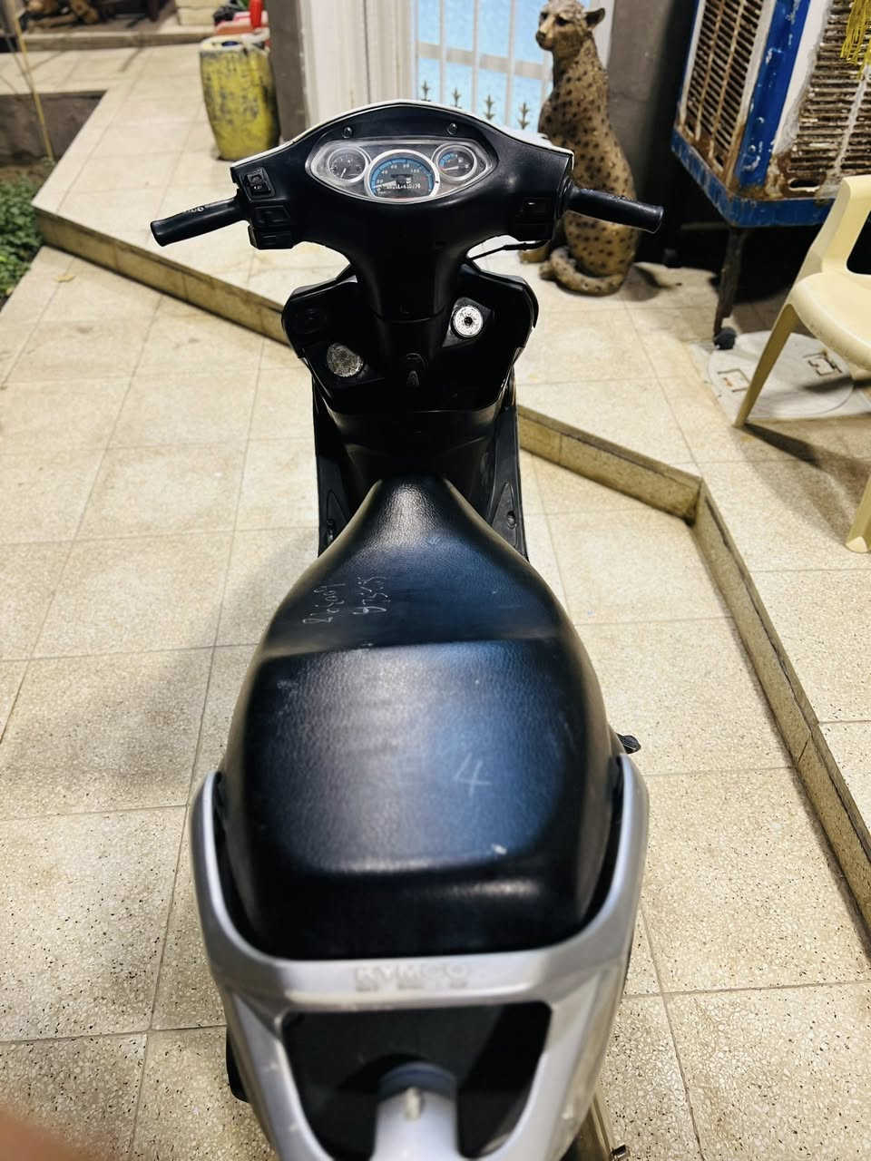 السلام عليكم
كامكو g4

دراجه مامفتوحه شرط مكينه حاويه بس گايمه 

لايت عالي ناصي زنون 

اشاير عدادات

كيج بانزين

صالنصه رياضي 

حساس ليزري 

لد دشبول وسكن 

فحل دسك امامي خلفي

زوج تايرات اصلي 

كابريتر حاويه  

ربع مذب عليها نواقص غير انو كايمه ابيع هيج 

قيم بلي يرضي الله واخذ سعر كسران لاتعلق ولا تخابر 

*********** فقط واتساب 

مكان النجف شارع المطار
