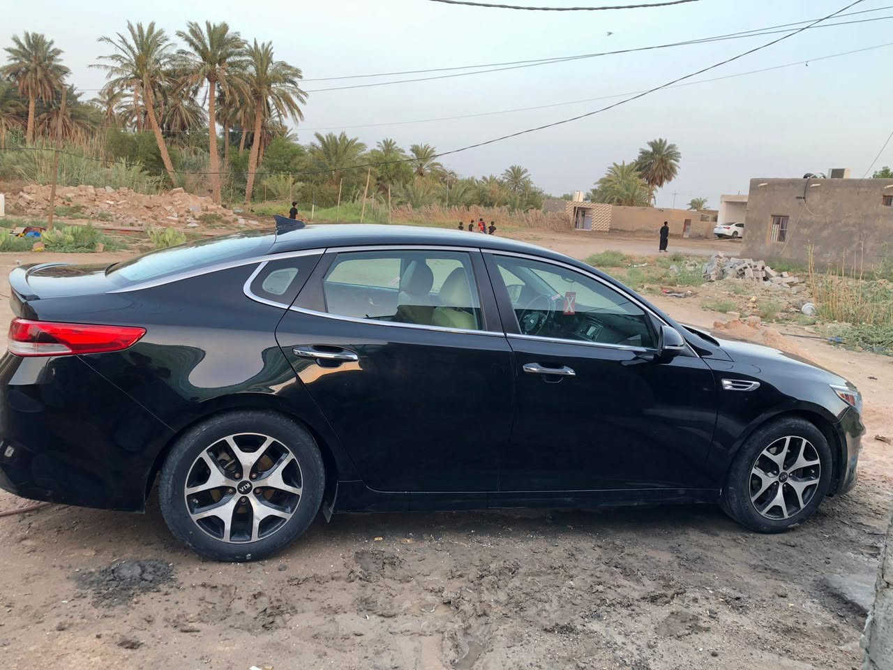 السلام عليكم كيا اوبتيما 2016 امريكي محرك 2400 حره  كفالة من الصبغ والتبديل رقم  ذي قار   بيه تقرير غرق للدوسه
الاستفسار *********** 

مكان السياره ناصريه
