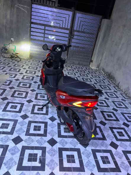 دراجه شحن للبيع نضيفه جدا ماشيه 1600متر. 3 بطاريات. قوه جيدا
عنوان سلمان باك قرب مركز شباب 
رقم الهاتف ***********
