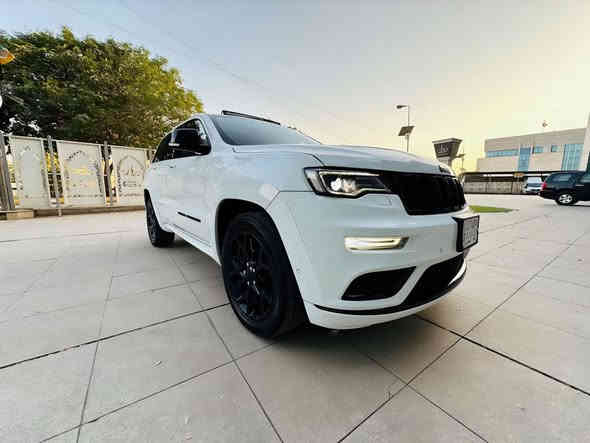 جيب اس

السلام عليكم

‏JEEP GRAND CHEROKEE 2021 S
عدد المسافات (45) كيلو
جيب فئة:    S
موديل:     2021
مكينة:     V6 3.6

خليجي (وكالة هارلم) رقم بغداد ✅

المواصفــات 

بانورامـــا
رادار جانبـي نقطة عميـاء رادار خلفـي
كشنات جلد 
ستيرن هيتـر + كهرباء
نظام توقف اوتـو ستوب
حساسـات امامي خلفي
صندوك كهربائـي
سماعات سستم صـوت

بصمة و تشغيل عن بعـد
كيج الكترونـي
نظام متعدد اوتو للطرق
مري قلاب وشفط

العنوان بغداد
السعر: 36.5$ 💵 بيها مجال
للاستفسار: ***********
اتصال او واتساب
