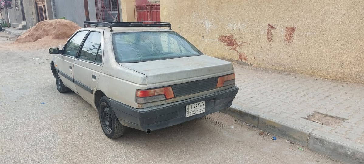 شرط تحويل رقم كربلاء  الماني محرك كير شرط جدد حداديه تخم تاير قبل 3اشهر شادلها وجاهزه السعر17وبيها مجال مستعجل علبيع***********
