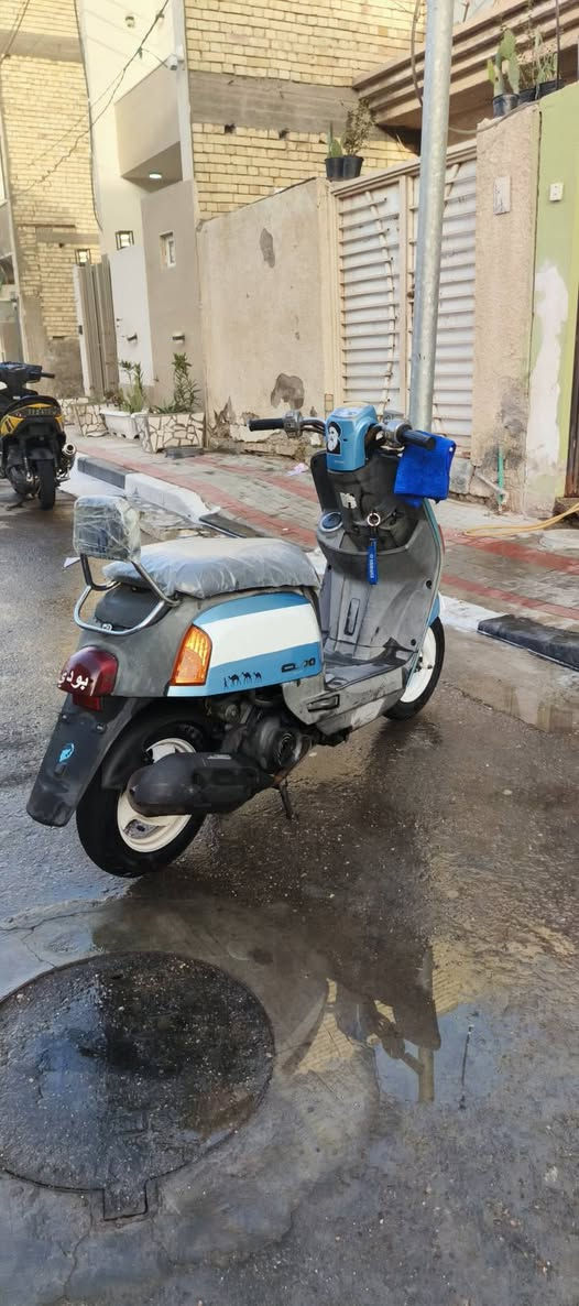 السلام عليكم ماكس بوليس للبيع موديل ٢٠٠٧
دراجه مالت رمبه كدامك عينك نضافة فول مكينه شلعه ومعدل اسبانه ممدوده على محرك
السعر خاص مكاني كربلاء انتفاضه الثانيه قرب محطة سما كربلاء *********** اتصل بيك خير وتدلل
