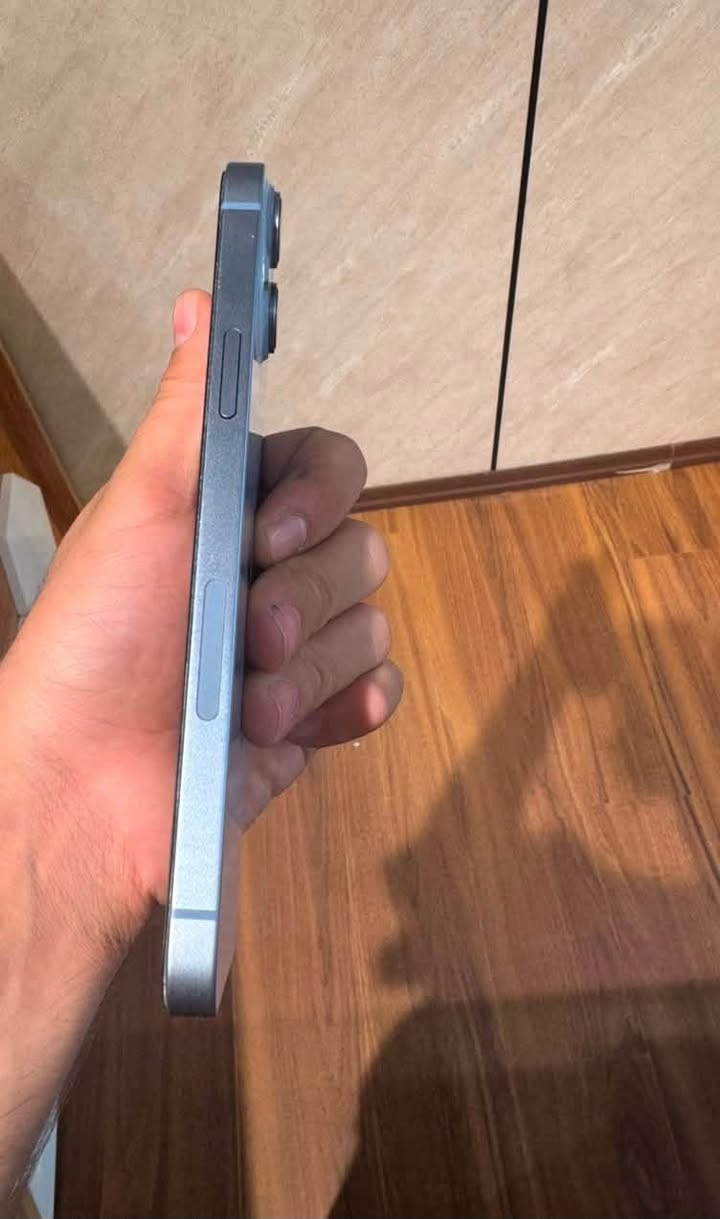 آيفون 14بلس جهاز لوك بلادي غير مستبدل لوك بعده
ذاكره 128 
البطاريه 85 
الشريحة إلكترونية 
السعر 550 و بي مجال قليل 
مكاني بغداد 
*********** وتساب فقط
