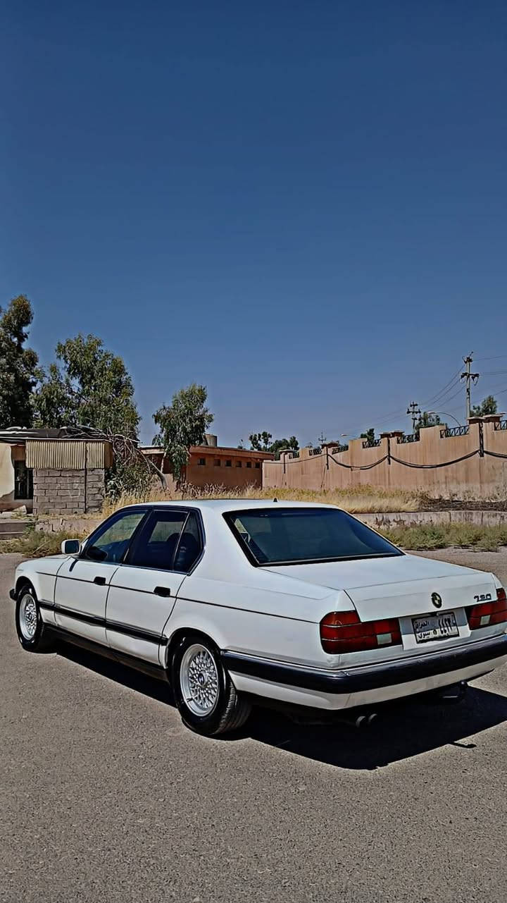 ماشاء الله له ماڵی هەموو لایەک
🦅BMW/1992/730 فەلە🦅
ئارم پلاستیک دهوکە ئاڕمو ئەوەلیات بەشەرت 
4پارچە بۆیاغ  ماباقی بۆیاغی نییە‌
شتی جوان و راقی لۆک لۆک 
دەحەمی پێشو دواوەی لۆک 
تەبرید بەشەرت بەس غازی تیانیە🥶
گەرمی بەشەرت😰
 دەحمو لێدراو موسو بڕاوە بەشەرت گێچی بەنزینو ناو گێچی کامل ئیش دەکا بەشەرت     
کارەبای بەشەرت پێشو پشتی بەشەرت دەبلو دارو بەردی بەشەرت هەتا بڵیی نەرمو خؤشە /هەیکەلیکی هەتا بڵیی جوانو رێکی هەیە وەک شریکەیە
  گێرو مەکینە بەشەرتی ١٠٠ فیتەر  دوکەڵو بوخار بەشەرت  زۆر بەقوەتە تؤماتیک  مەزبوت ئؤفەری ژێر لاق مازبوت بەنزین زۆر کەم دەخوا /کامل سێرفز کراوە/پلاک نۆزڵ مەسفی فیت پەمپ ڕۆنی گێڕو مەکینەو ئەکسلی تازەیە ئیفرۆی مەزبوتە  ناوی لە دەرئ جوانترە 
سەیارەکە پێویست بە وەسف ناکا 
دەحامی بۆ دەحامی بەشەرت لە رەسمەکان جوانتر نەبو هەقی رێگات حایدی من لە ماڵەکەی خۆم بئ منەتم 
هەمو شتێکم بە وازحی بۆ نوسیوی مشتەری وەرە چات لەخزمەت دام
بۆ زانیاری زیاتر*********** فایبەر 
وەتسئەپ
شوێن .کۆیە
