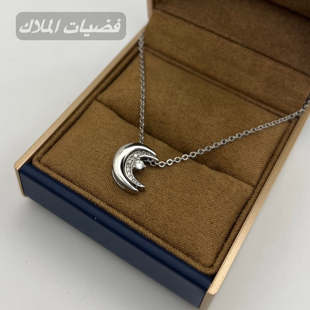 بعالم الفخامة والأناقة نقدم إليكِ المناسب لسحركِ 
فضيات الملاك ✨
📍المنصور شارع الرواد عمارة برج الماس قرب مول المنصور مجاور فلافل لبنان 
...📍للحجز او الاستفسار اتصل على الرقم ***********
قلادة سوار محبس فضة تخم سبحة تعليقة مفتاح 
#Baghda jwellery#Jewellery#beauty#gold#diamondIraqneclessejewellerydesiners
‏personalizedgifts customkeychains namesake inspirationalquote uniquegiftideas silveraccessories handcrafted giftsforher giftsforhim thoughtfulgifts memorablegifts keepsakes giftideas personalizedjewelry madebyme اكسسوار فضيات فضة عيار ختم
