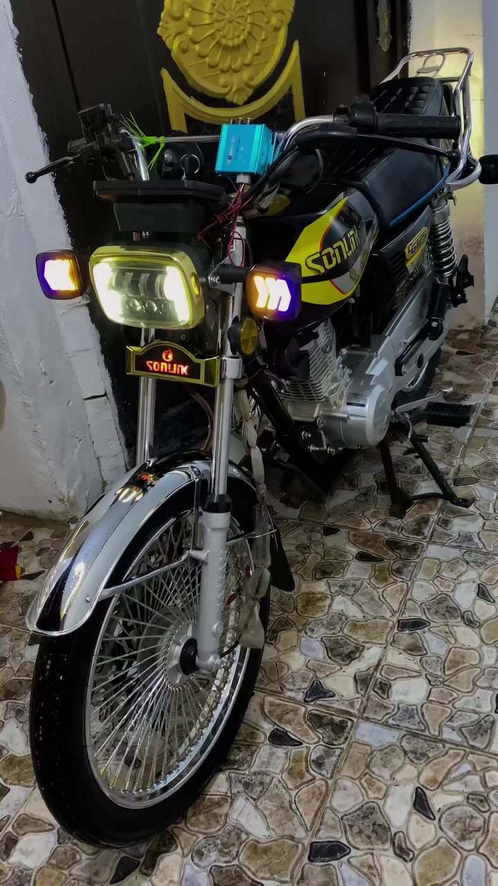 ماطور للبيع محرك مامفتوح سونك جسمه كله بلادي
***********
2025
675
