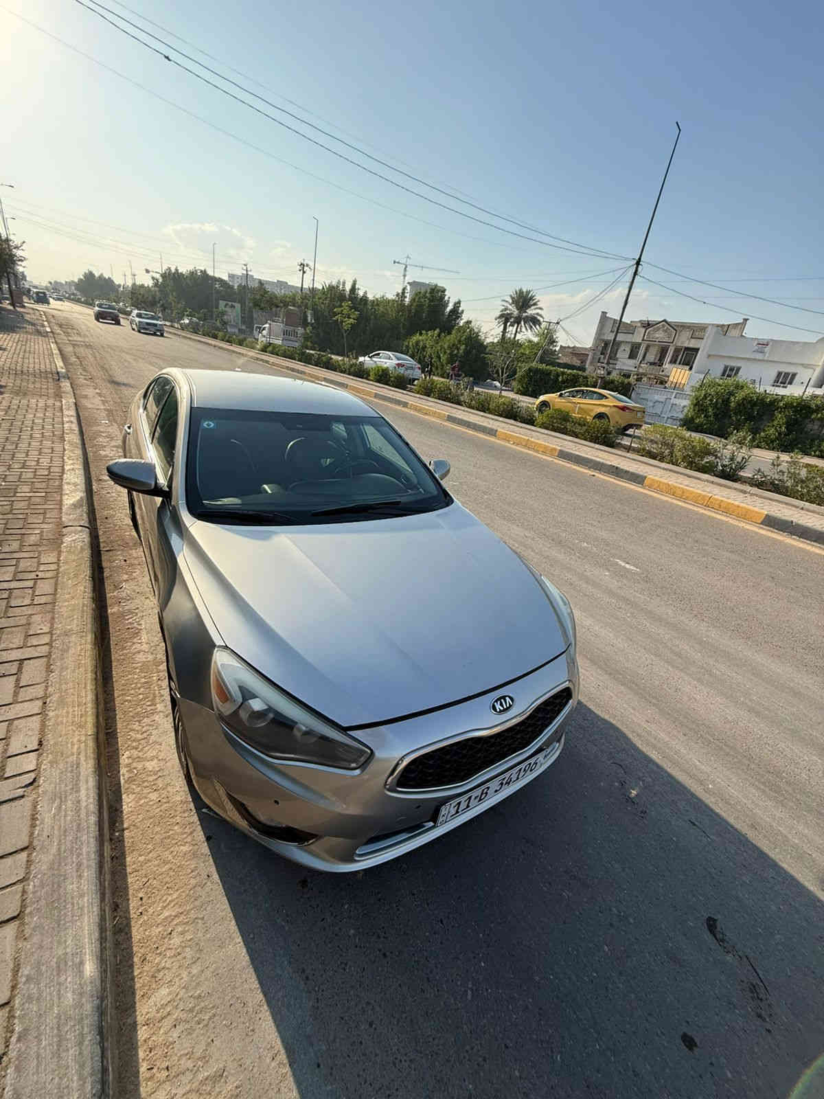 � للبيع كيا كادنزا 2014 – مواصفات كاملة

✨ المواصفات:

 • ممشى 92,000 ألف حقيقي
 • فقط قطعتين صبغ
 • حساسات خلفية
 • شاشة كبيرة
 • كشنات جلد مع تدفأة وكهرباء
 • مرايا شفط (Auto Folding)
 • تحكم كامل بالمقود
 • إشارات بالمرايا
 • ويل كب
 • إنارة ترحيبية
 • السيارة نظيفة جدًا وخالية من المشاكل

📍 العنوان: حي الجامعة – شارع المركز السعر ١٣٠ ورقه بيها مجال تحويل مباشر باسمي 
📞 للتواصل: ***********
