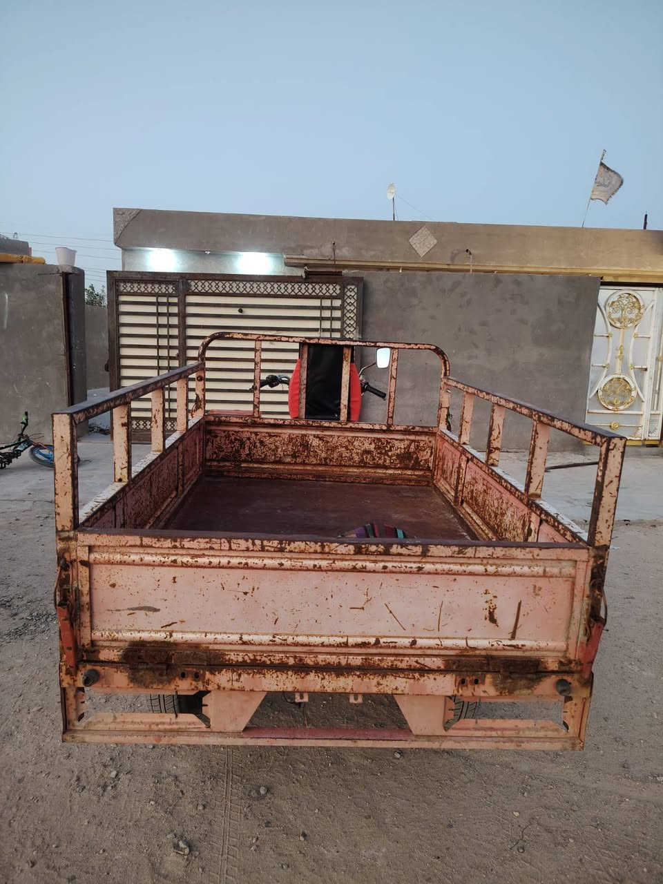 سلام عليكم MTRاوراق مديل2019كفاله ستوته شاصي جديد بس ركبه حاطله باج محرك نضيف بدي نضيف بلادي مامخيس صدر جديد  تخم تاير كهربائيات كله شغاله جدد نكره سلف اكسن جديد باتري جديد سعر950وبيه مجال لشراي عنوان بصره خور الزبير ***********موجود واتساب.
