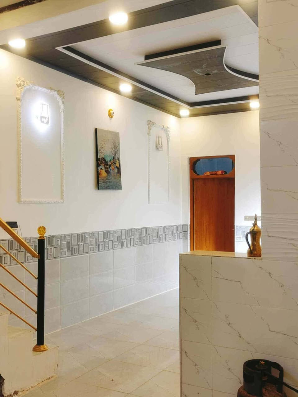 #السعر_صدمه_مايتفوت
بسم الله الرحمن الرحيم بيت🏠 للبيع المساحه ✅ 100 متر طابق ونص  صرف 
📍العنوان حي النداء شارع 60اول  قرب شارع 30 قريب عن شارع 60  منطقت 53 مميز بناء جديد طابوق جمهوري حقيقي السعر 👈🏻 75 مليون مع المجال يحتوي على👇🏻
✅غرفتين 2
✅صاله
✅مطبخ
✅استقبال 
✅حمامات خارجيه وداخليه*********** 

بي مجال للشراي وتدللون
