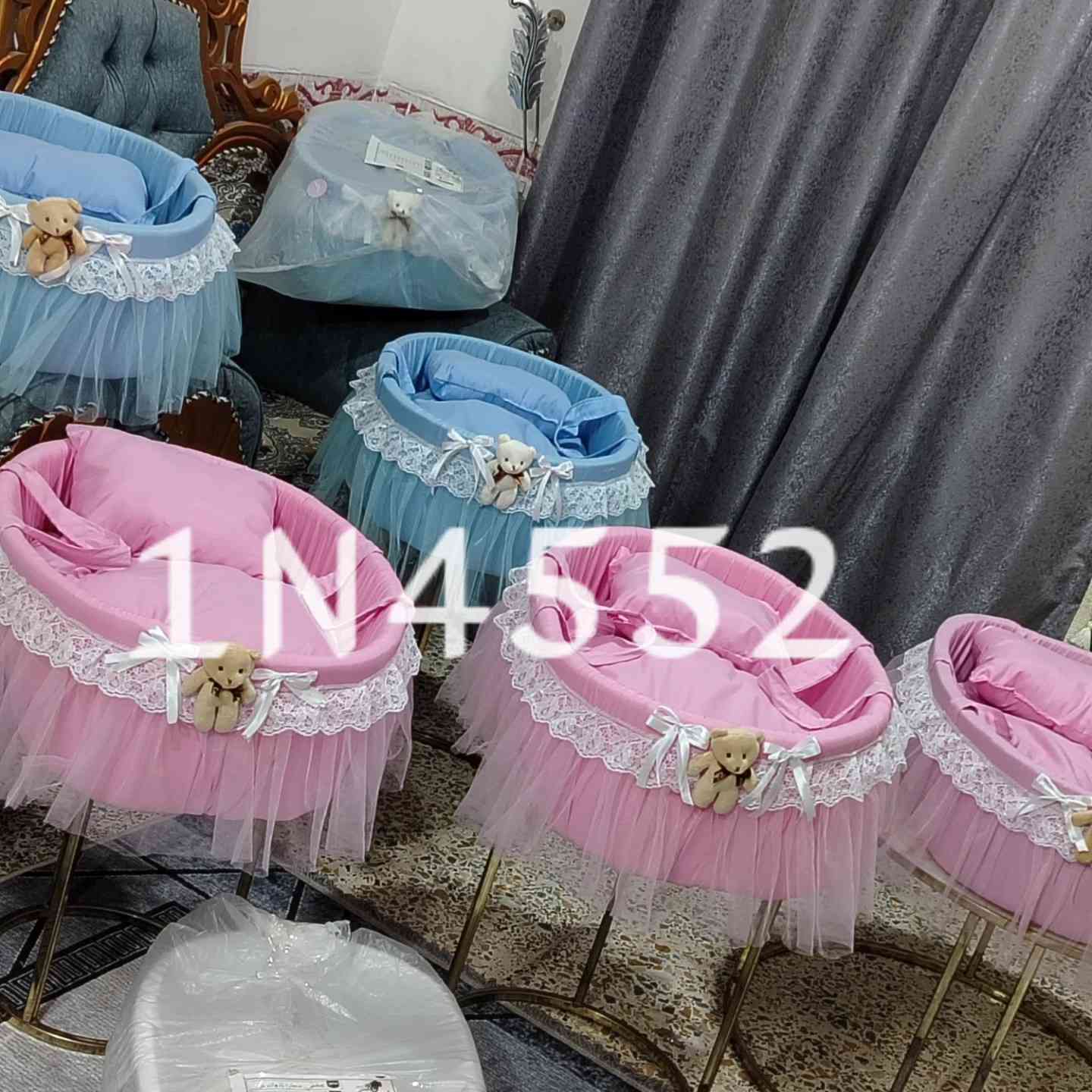 #عشقي_حسيني_للهاند_ميد 🩷
#تجهيز_بيبي🩷
#جزء_من_عملي🩷
شغلي حسب الطلب يوجد خدمة توصيل داخل الكوت والمحافظات 🚖🚕لطلب والاستفسار دايركت 📦📥


**إذا كنت صاحب هذا الإعلان وتريد حذفه لأي سبب، رجاءا أرسل رسالة إلى الدعم الفني**