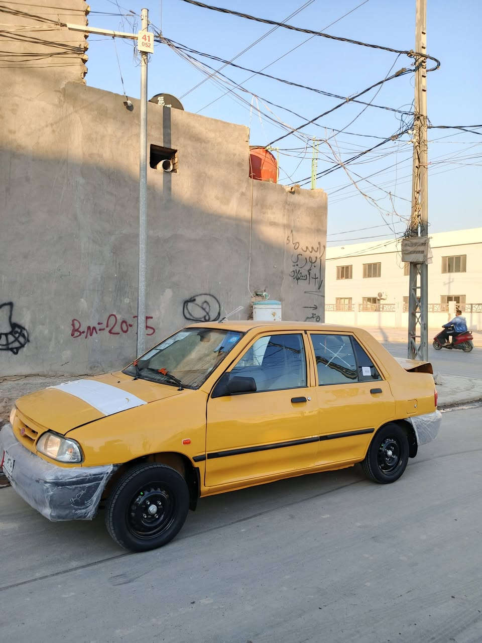 سايبه ٢٠١٦ السياره حلوه خير من الله الحداديه كفاله تخم تاير صارله يومين جديد كير جديد كفاله السياره مابيهه نقص برغي كبل لشارع السياره بيهه خياسات معمره السعر ٤٠ وبيهه مجال اقره التفاصيل إلى تتصل عليه ***********
