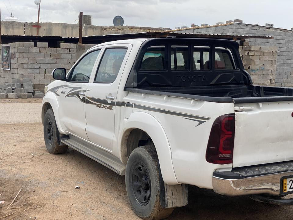 بيكم مديل 2015رقم اربيل  الدولي سياره تخم تايرات جيس تبريد ثلج +تدفه حداديه زيروح مكينه وكير كفاله غرفه جديده سياره بيها بجاملغ وتكمه بيهن طك غليله  والباقي كله كفاله سيره جاهزه من كلشي سعر 135وبيها مجال مكان بصره ***********
