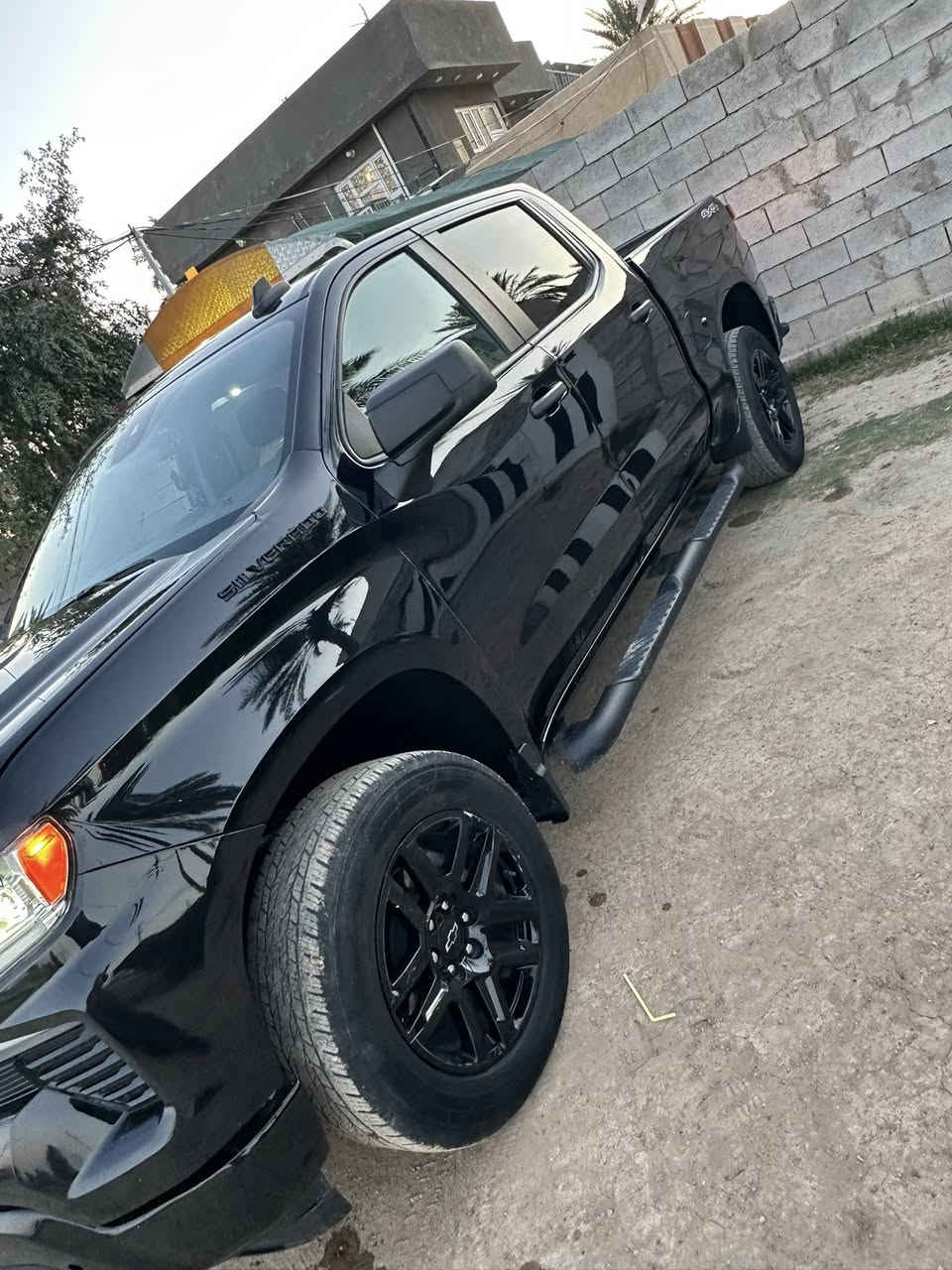 السلام عليكم
للبيع
سلفرادو موديل ٢٠٢٣
(4سلندر توين تيربو) 2700
مواصفات كوستم
فور ويل
باب
كبير بدي قصير
الضرر جاملغ خلفي وجاملغ امامي مبدل / الايرباكات هم طاكه
ماشيه ١٣مايل
السعررر ٢٥٥ بدون رقم
للاستفسار ***********
مكان السيارة ديالى /بعقوبه
