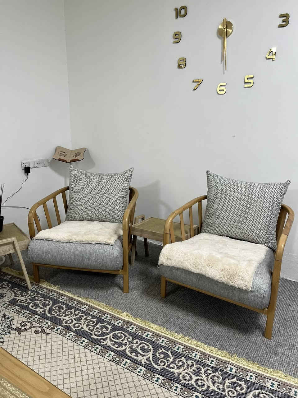 بۆفرۆشتن لەهەولێر
تاخمی تورکی ١٠ نەفەری  و مێزی نان خواردن سێتە لەگەلی  لەگەل مێزەکەی ناوەراست. ٣ مانگە کرراوەو بەکار نەهاتووە   ٢٠ وەرەقەی پێدراوە دەیدەم بە ١٥ وەرەقە تکایە گەر موشتەری نیت نامە مەنێرە


**إذا كنت صاحب هذا الإعلان وتريد حذفه لأي سبب، رجاءا أرسل رسالة إلى الدعم الفني**