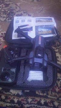 طياره ادرون ام الكامرتين 30  07751919162