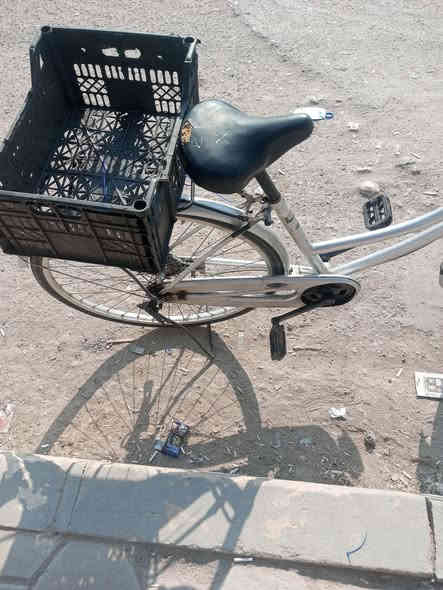 بيسكل نضيف وشرط الفحص
سعر 70وبي مجال مكاني ناصرية مركزي
رقمي ***********
