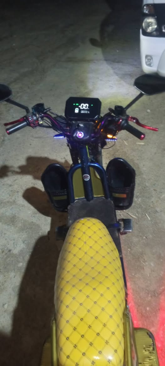 سلام عليكم باسكل هيوشه 2024 للبيع كهربائية كله شغاله بطاريات على فحص سعر 625بي مجال ***********مكان هيت حي البكر
