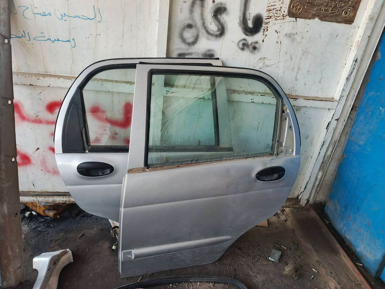 السلام عليكم اخوان من رخصه الادمن طبعا عندي السياره كيو كيو تفصيخ اي واحد يحتاج اغراض من عندها انا بالخدمه مكان الدوره بغداد ابو تشير مكينه وكيرخير من الله. ***********
