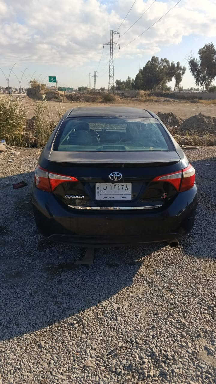 السلام عليكم للبيع فقط
كورولا S موديل 2014
بيه حادث قمارة وجامرلوغ امامي وخلفي مسمكرة بس مو درجة اولى وجاهزة يرادله صبغ 
نقص صدر امامي وتغليف تنتة 
ايرباك امامي سليم 
تخم تاير جديد
رقم بغداد 
سنوية 2027
تحكم ستيرن
شفتات رياضي 
شاشة وكامرة 
اشاير بالمري

السعر78 بي مجال 
***********
