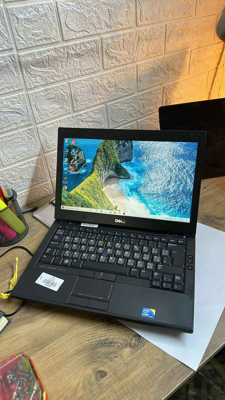 لابتوب ديل على اول تم 85
كوراي 5
رام 4
هارد 500 
حجم 13 ونص
نظيفة مرتبه
ويندوز 10


**إذا كنت صاحب هذا الإعلان وتريد حذفه لأي سبب، رجاءا أرسل رسالة إلى الدعم الفني**