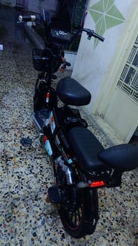 بايسكل شحن نضيف مستخدم شي قليل جدا تشغيل بصمة وسويج بطاريات ٤ دبل فول ...