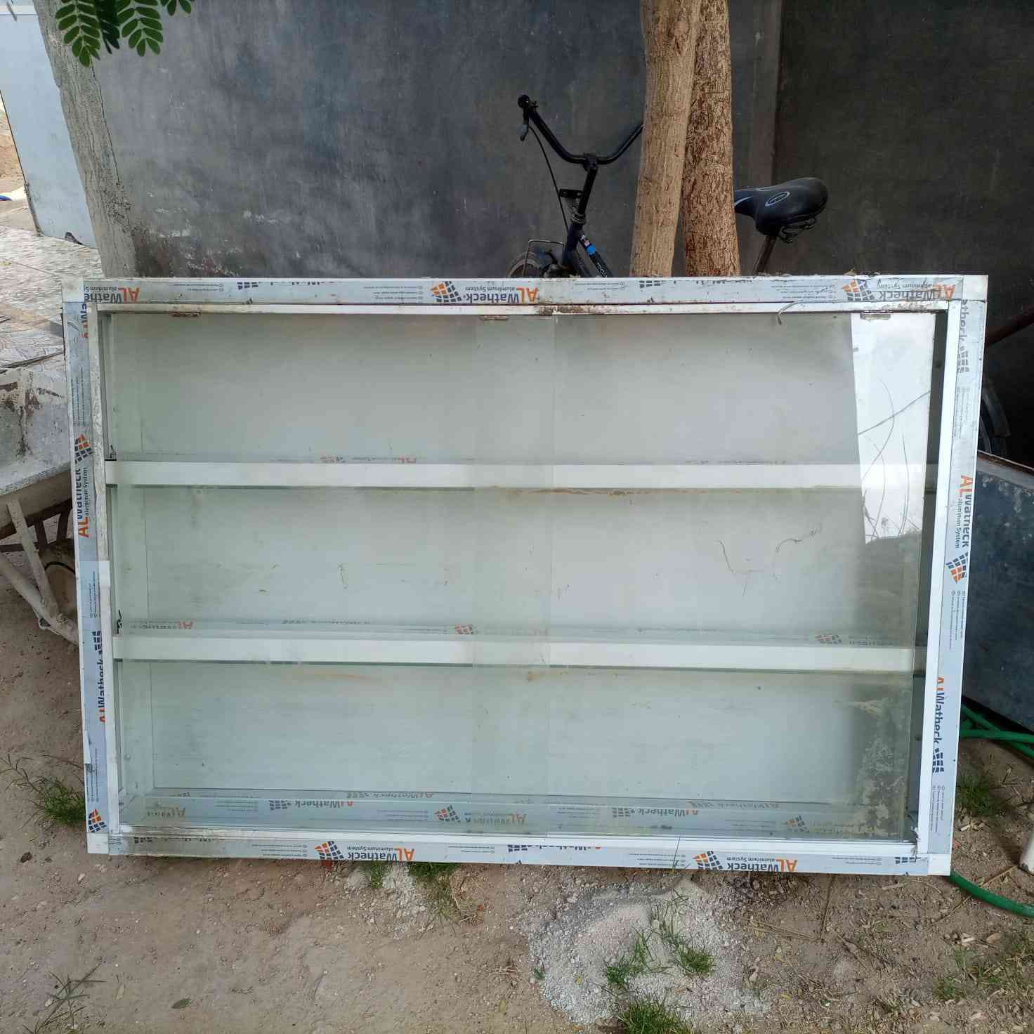 يا الله السلام عليكم ميوزه جام للبيع 2تعليك و2 ارضي بعدهن جدد بس يرادلهن غسل اليريدهن يجي خاص او الاتصال على الرقم 
***********
