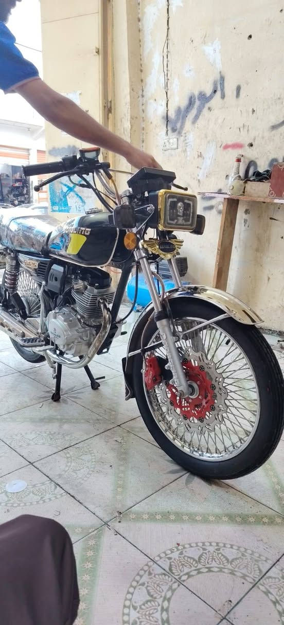 تايكر 25للبيع كفالة.  بدون نواقص.  مكاني بلدروز شارع المسعودية.  675وبيهة مجال.  ***********
