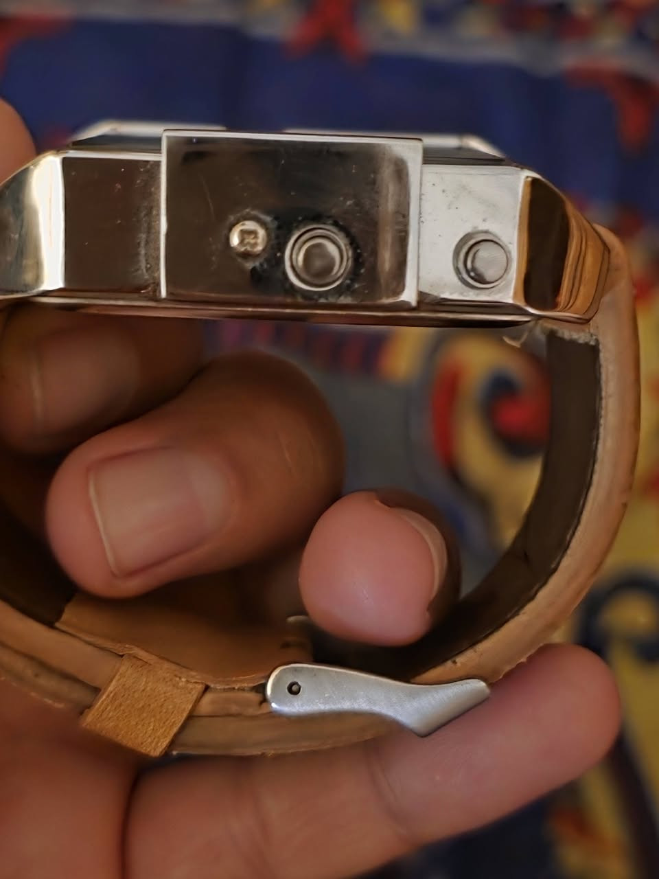 ساعه سير جلد طبيعي نقص بس باتري الساعه شغاله شرط لبستهه لبستيت بس جبيره عله ايدي للبيع سعر ٤٥ الف او مراوس بخاتم فضه حلو مكاني بغداد مدينه الصدر توصيل لا يوجد


**إذا كنت صاحب هذا الإعلان وتريد حذفه لأي سبب، رجاءا أرسل رسالة إلى الدعم الفني**