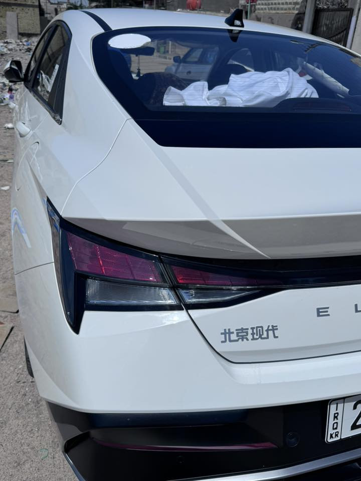 النترا تجميع صيني 2025
سياره بيها ضربه بارد بصوره  
فول واحد على واحد 
ماشيه 15 الف 
سياره جديده كلش 
ما ارد ع المنشور اتصال فقط 
***********
