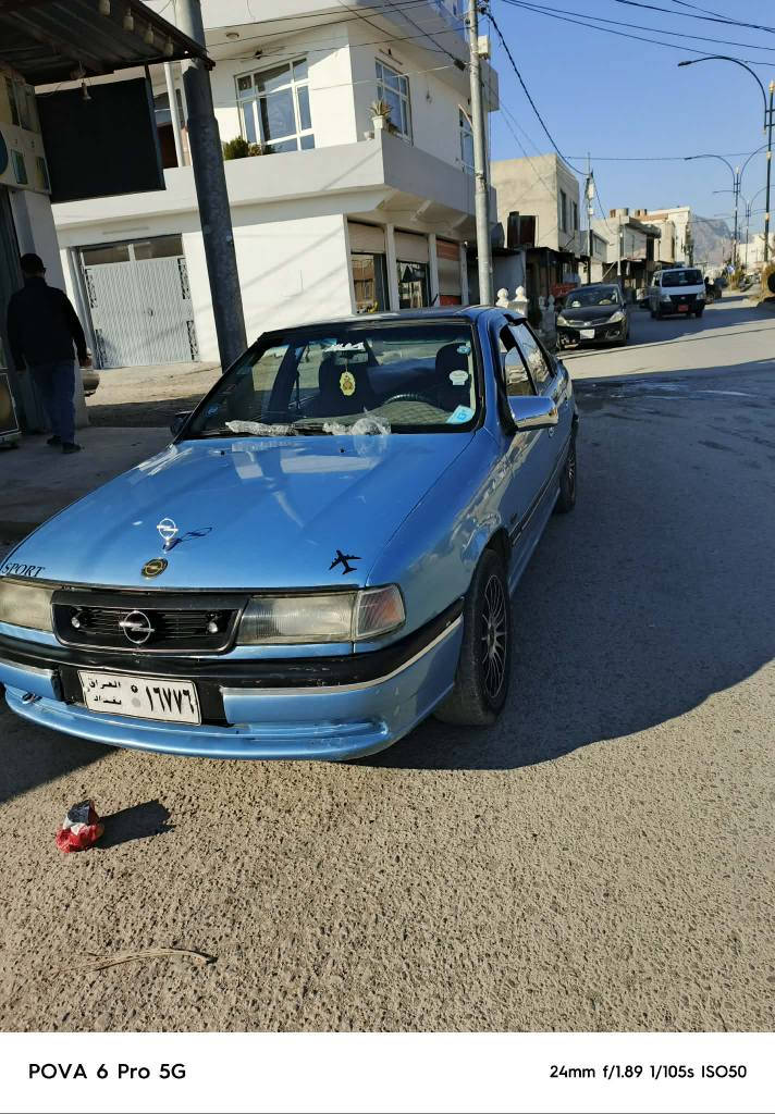 ئۆپڵ ڤێکترا  ئاڕم پلاستیک سلیمانی مەکینە 20 ی گێڕ عادی  گێڕ و مەکینە بەشەرتی فیتەر 
سەیارەکە زۆر جایزە مووس و بڕاوە  بەشەرت  
ئاڕم و ئەولیات و غرامە بەشەرت . 
کارەبایی کامل مەزبوت زۆر توند و تۆڵە بەنزین زۆر کەم دەخوات تایە و ویلی زۆر جوان  
سەیارەکە ماڵی دۆستە هەتا بڵی بەهەڵمەت و مەزبوت . 

شوین//ڕانیە
سحر//28 و معامەلە 
ژ.م//*********** رانية, السليمانية
