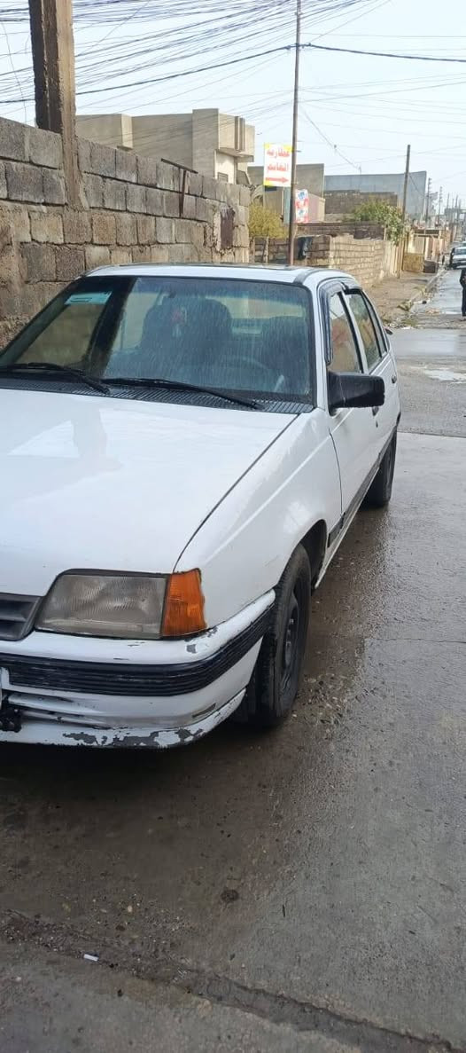 موديل 90 سنوية 30 مكينة كير شرط صبغ دواير ودوسات وجامرلغ امامي عكس السايق قفل مركزي  شاشه وكامره السعر28بيها مجال


**إذا كنت صاحب هذا الإعلان وتريد حذفه لأي سبب، رجاءا أرسل رسالة إلى الدعم الفني**