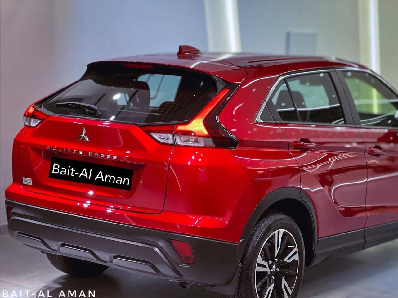 Mitsubishi-E Clipse Cross 2023

- محرك 2.0 لتر V4
 - عجلات مقاس 18 بوصة
 - أضواء LED
 - الكاميرا الخلفية
 - شاشة لمس 8inch
 - مثبت السرعة
 - الأوامر الصوتية والتحكم
 - التحكم  في تحديد سرعة 
- حساس خلفي
- كشنات قماش 

‎للاستفسار والتواصل مع قسم المبيعات 
‎ارجو الاتصال علي 
- Phone : *********** / Whats App
- Phone : *********** / Whats App 
‎بۆ پەیوەندی کردن بە بەشی فرۆشتن 
‎پەیوەندی به ژمارەی
- Phone : *********** / Whats App 
- Phone : *********** / Whats App⁩
