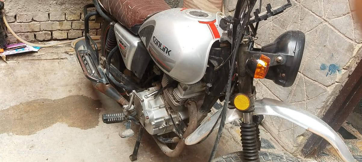 دراجه دايون للبيع مستعجل على بيعاته رادله باتري وترتيب كهرب+دبلات سويتهن كلشي شغال رادله ترتيب كهربيات سعر 550عنواني لبياع ***********
