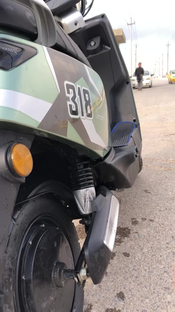 السلام عليكم
اخون الماطور شحن 318 شرط النضافه ماطور جديد ما مستخدم شي قليل 

البطاريات شرط وين ما تريد افحص عقل ملف شرط م

الماطور جديد كما موضح بل الصور السعر 600 وبيه مجال للشراي خاص مكاني موصل حي المحاربين قرب مسبح الابراج الرقم *********** الامو شراي لا يجي 

الماطور نضافه 💯 الملف 2000
