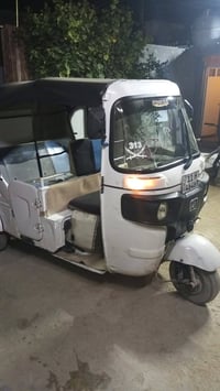 تكتك 22 شهر 12 مكينه برغي ممفتوح بيهه التكتك نضيفه وحلوه السعر 8500 وب...