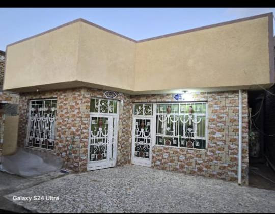 🏠 للبيع دار طابو صرف 🏠
📜 باسم شخص واحد
📐 المساحة: 200 م²
📏 الواجهة: 10 م
🏗️ الطابق: واحد
✨ تفاصيل الدار:
▪️ غرفتان نوم
▪️ استقبال
▪️ كليدور
▪️ مطبخ
▪️ حديقة
▪️ كراج سيارة
📍 الموقع:
الحلة – حي المصطفى
خلف مؤسسة العين
💰 السعر:
🔥 مناسب جدًا وقابل للتفاوض
⚡ بيع مستعجل
📞 للاستفسار والمعاينة:
🏢 مراجعة مكتب الضمان للعقار والمقاولات
📲 اتصال أو واتساب:
📱 ***********
📱 ***********
🔑 فرصة لا تتكرر – سكن هادئ وموقع ممتاز
