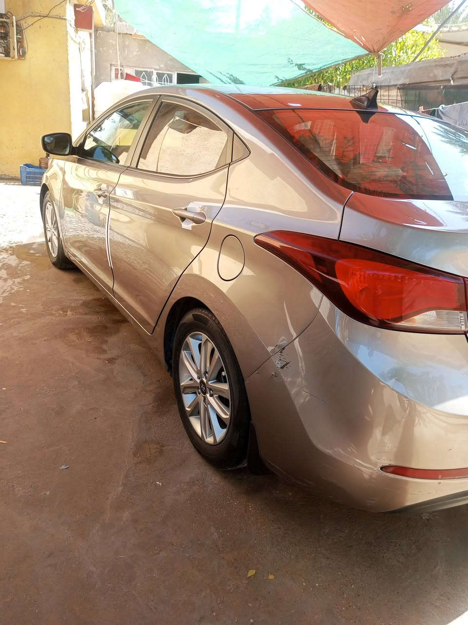 السلام عليكم النترا مضلع موديل 2016 وارد امريكي بدون ضرر ولا صبغ ولا تبديل داخله كلين كلها ليبل واحد محرك 1800 دوش
السيارة مكفوله من كلشي سنوية بسمي
 السعر 137 بيها مجال
***********
